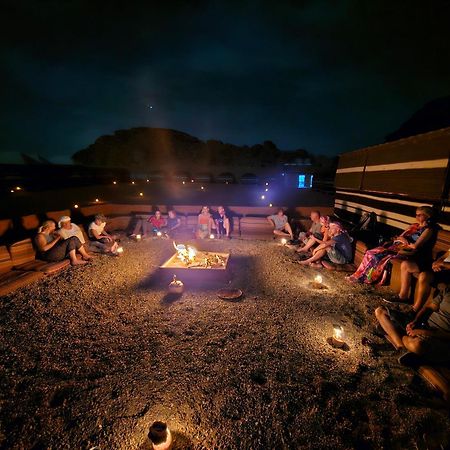 Wadi Rum Candles Camp Eksteriør bilde