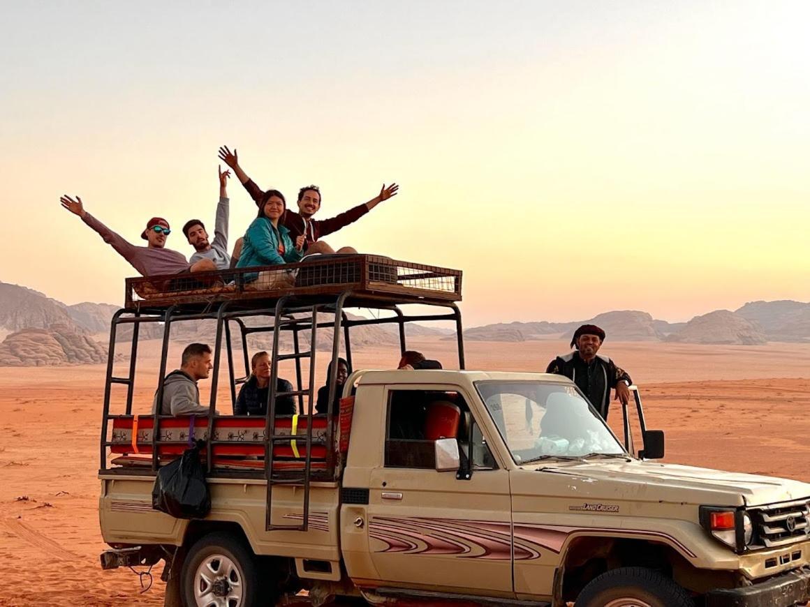 Wadi Rum Candles Camp Eksteriør bilde