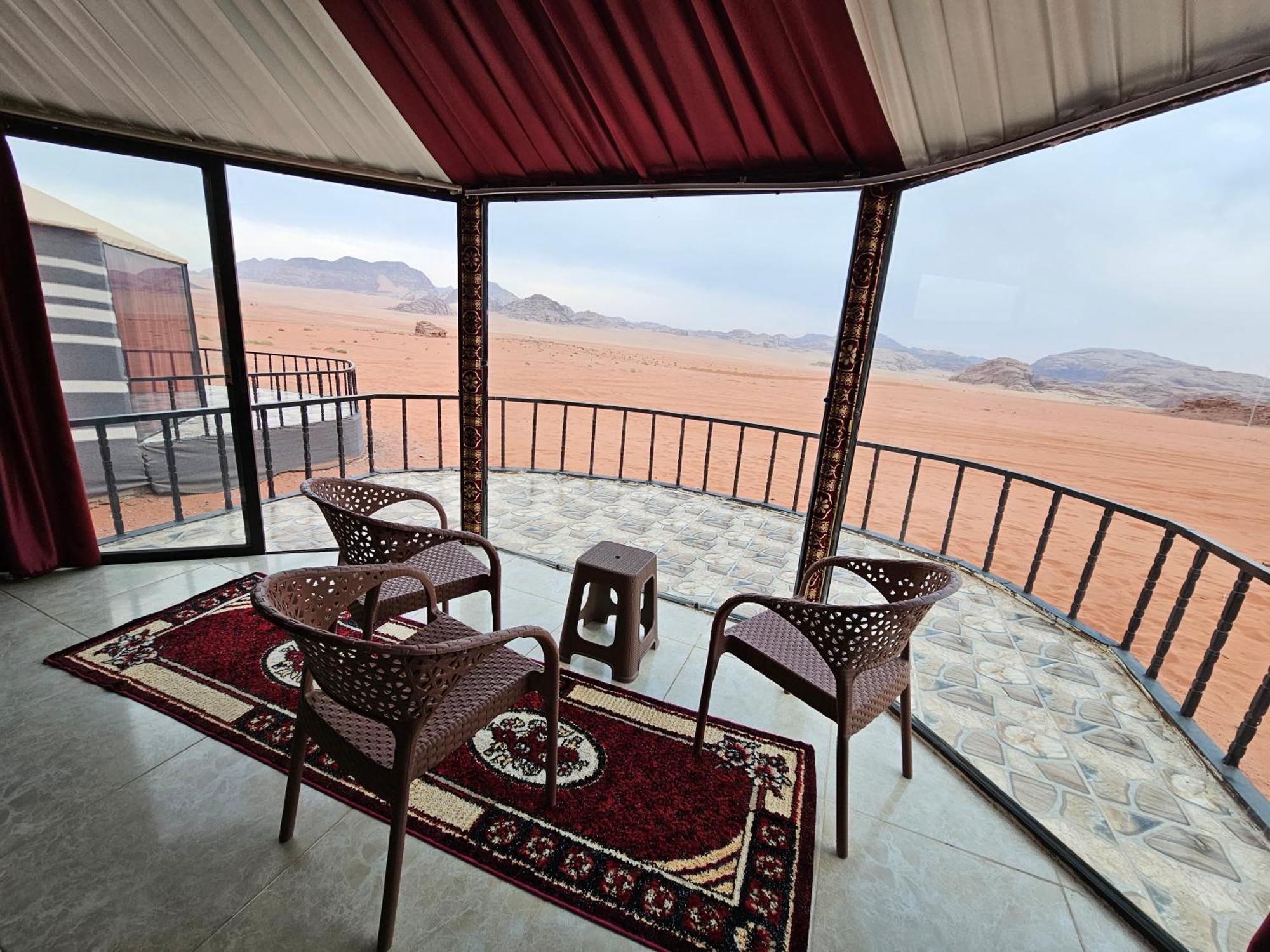 Wadi Rum Candles Camp Eksteriør bilde