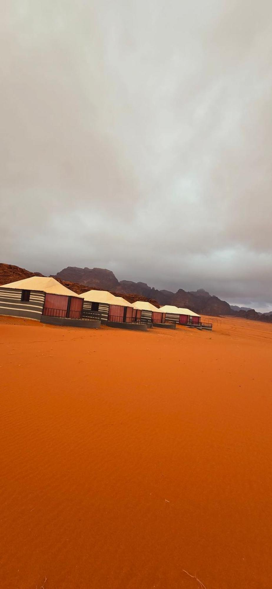 Wadi Rum Candles Camp Eksteriør bilde