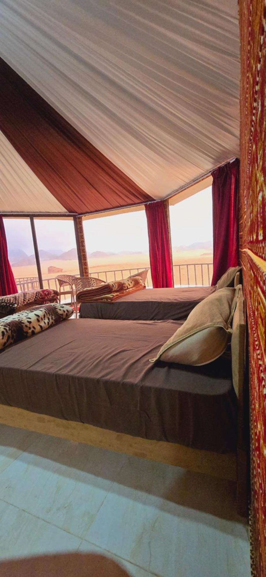 Wadi Rum Candles Camp Eksteriør bilde