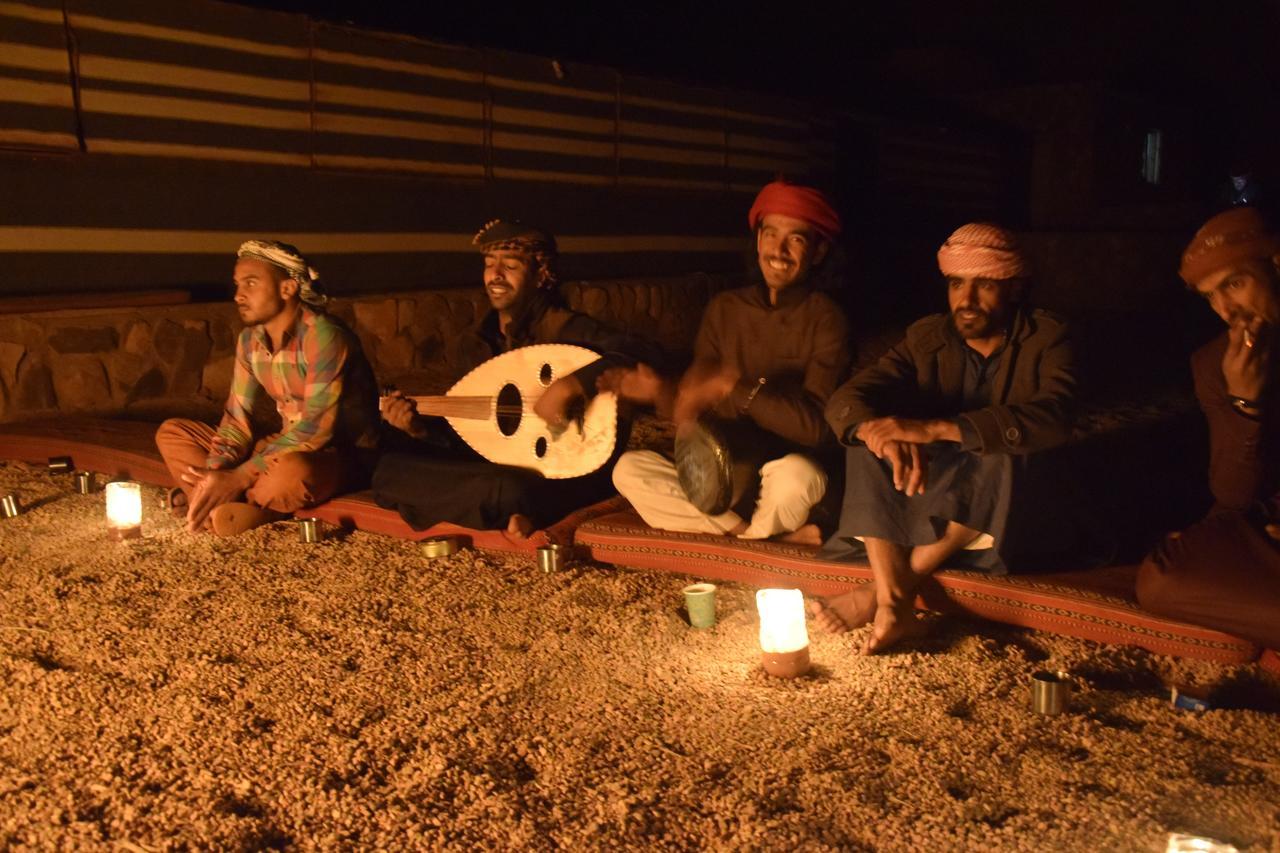 Wadi Rum Candles Camp Eksteriør bilde