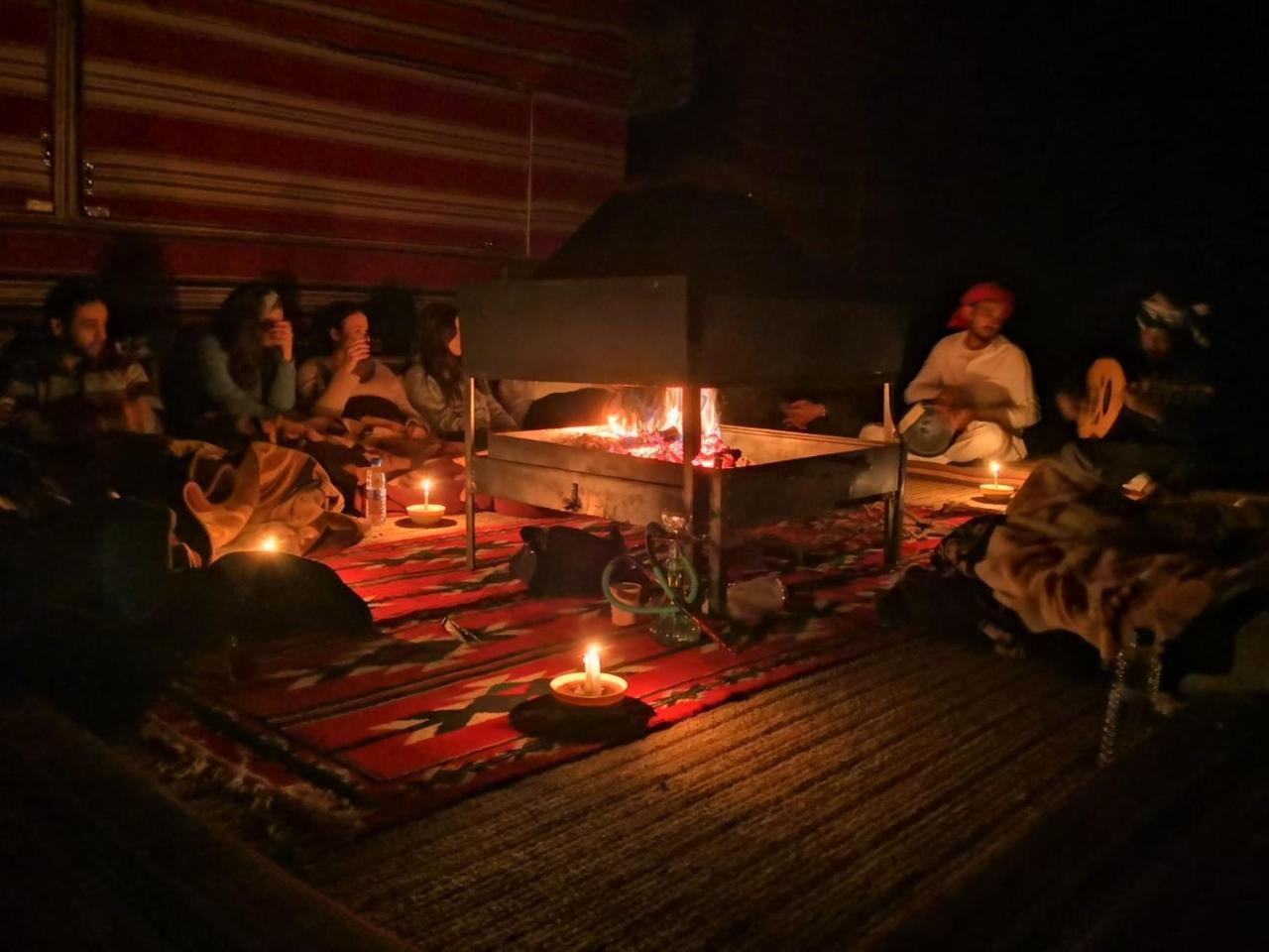 Wadi Rum Candles Camp Eksteriør bilde