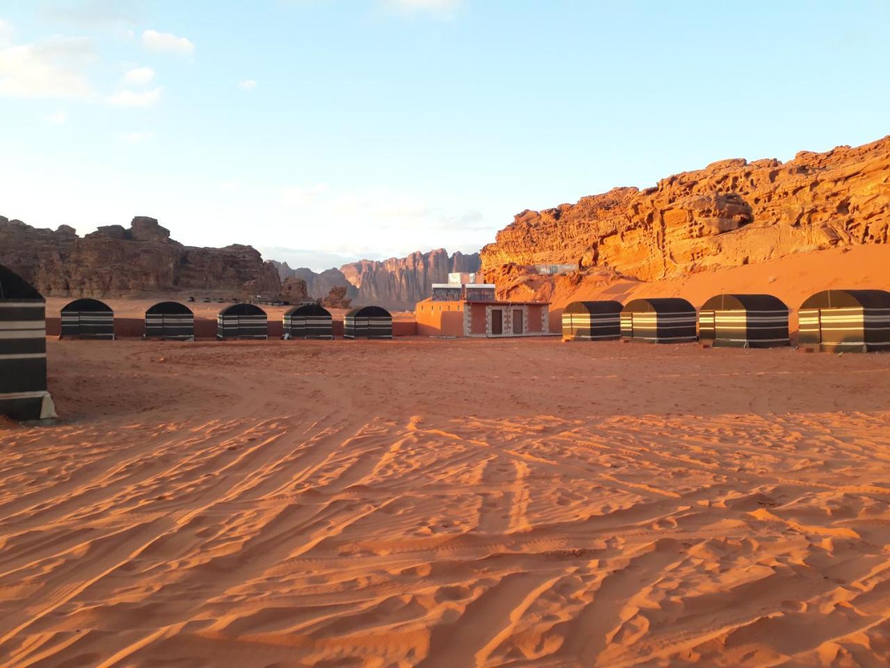 Wadi Rum Candles Camp Eksteriør bilde