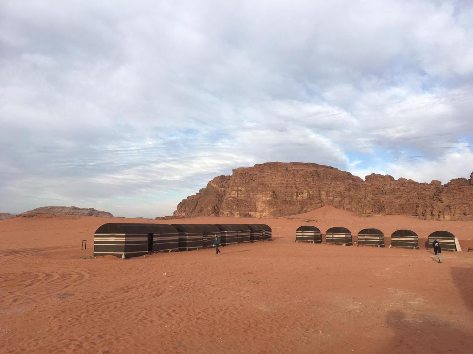 Wadi Rum Candles Camp Eksteriør bilde