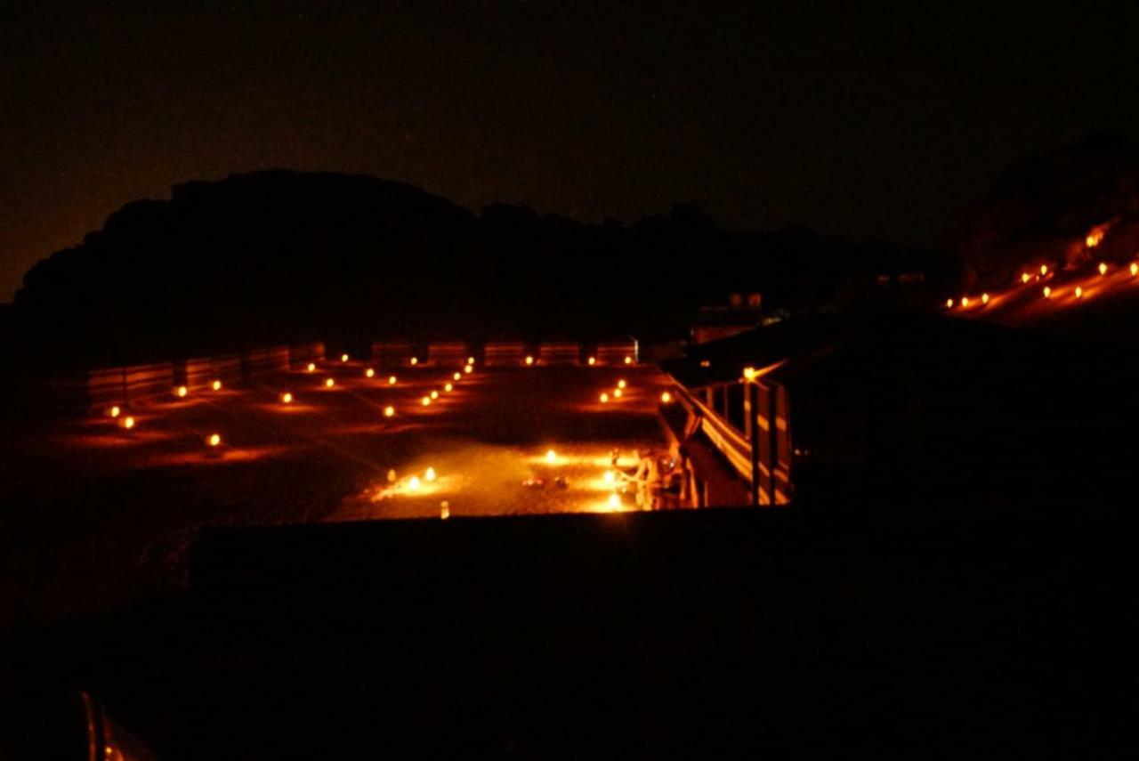 Wadi Rum Candles Camp Eksteriør bilde